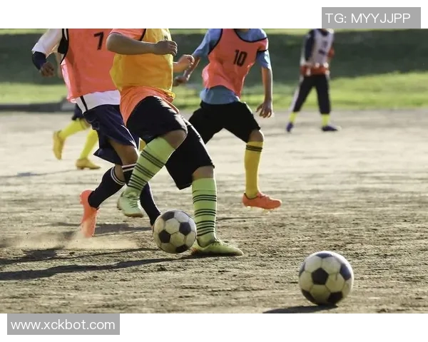 成都足球队逆袭之路的真实故事与奋斗精神全景记录