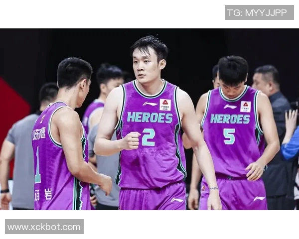 成都篮球队实力大变革引发热议球迷期待新赛季的精彩表现 成都篮球队实力大变革引发热议球迷期待新赛季的精彩表现