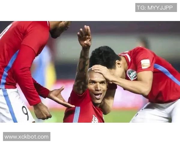 足球明星们的手术经历揭秘他们如何克服伤痛重返赛场