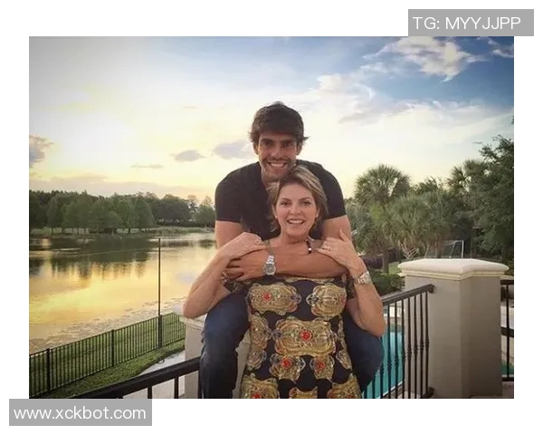 足球明星卡卡的时尚穿搭解析引领潮流风尚的秘诀与技巧分享