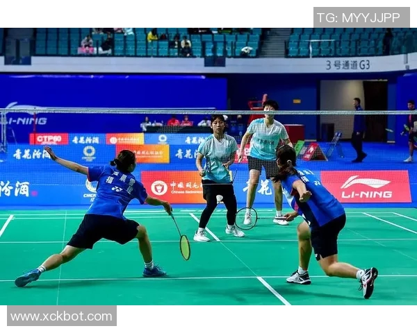 成都羽毛球队在全国羽毛球配合排行榜中荣获第四名的辉煌成就