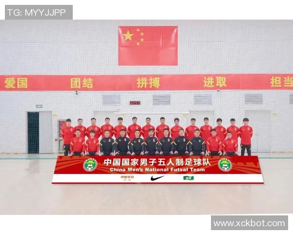 深入剖析上海足球队各位置技术特点与战术优势的全面对比 深入剖析上海足球队各位置技术特点与战术优势的全面对比